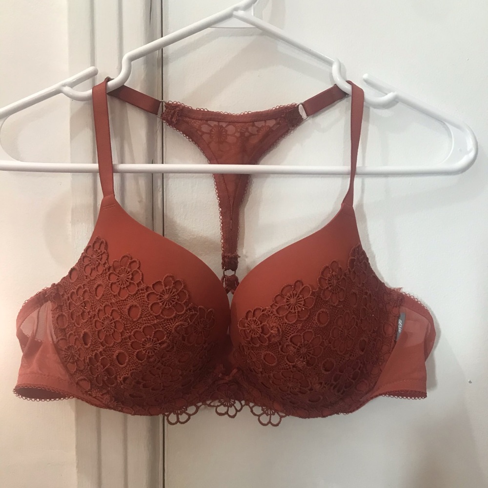 Detailed Rust Colored Bra